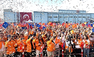 Önce İnsan Blog ile Çeşitliliğimizden Güç Alıyoruz